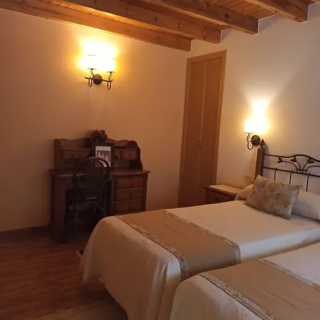 Hotel Taperia O Monte A Carrasca