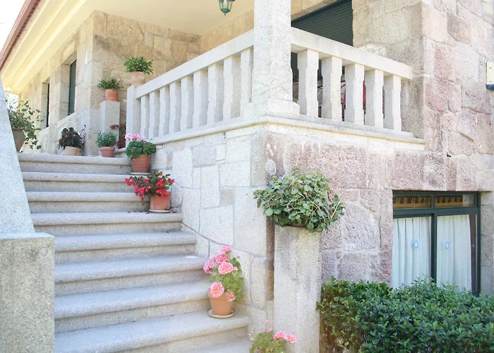 Hotel Taperia O Monte A Carrasca