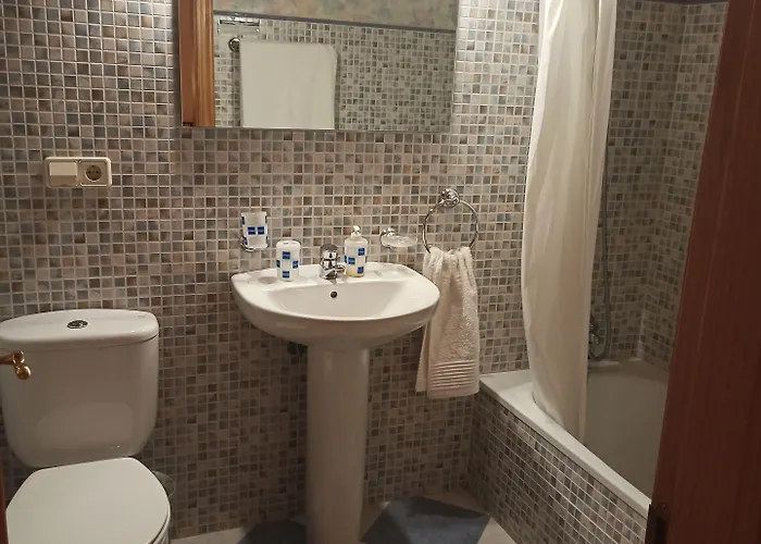 Hotel Taperia O Monte A Carrasca