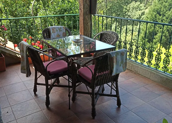 Taperia O Monte 3* A Carrasca