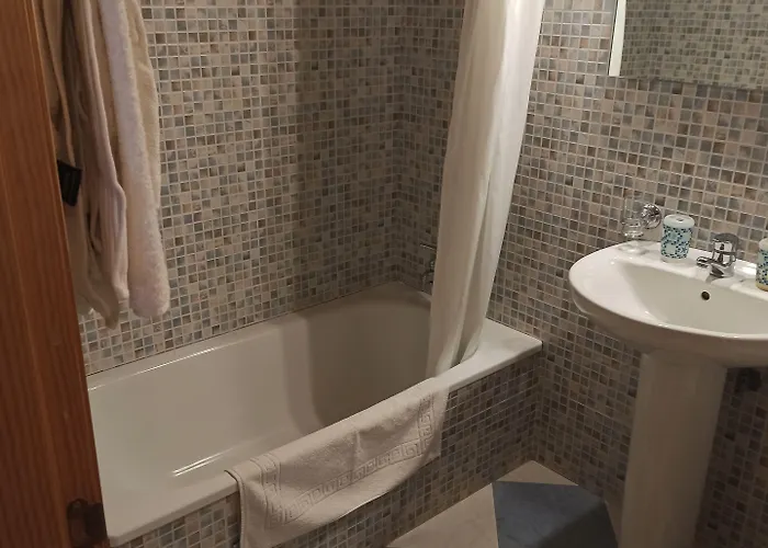 Hotel Taperia O Monte A Carrasca